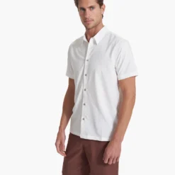 Short Sleeve Manhattan Button Down | White -Deals Haute Drape Store V1024WHT SP23 M ECOMM TOPS DETAIL 1460 1X1 4662fbfd e1b7 4d5e af17 dcdc118259d8