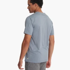 Tradewind Performance Tee | Cloud Heather -Deals Haute Drape Store V109HCL FA20 M ECOMM TOP 2877