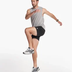 Zephyr Muscle Tee | Heather Grey -Deals Haute Drape Store V167HTG FA23 M ECOMM TOPS FULL 3