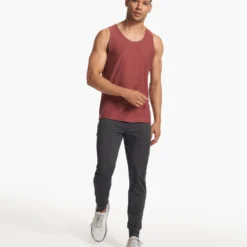 Strato Tech Tank | Earth Red Heather -Deals Haute Drape Store V173HER FA23 M ECOMM TOPS FULL 3