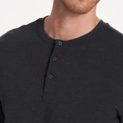 Austin Henley | Charcoal Heather -Deals Haute Drape Store V175HCC FA22 M ECOMM TOP 3014