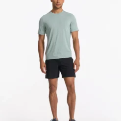 Current Tech Tee | Neptune -Deals Haute Drape Store V195NPT SP23 M ECOMM TOPS DETAIL 3647 1x1 d7c442d3 af2f 45b4 85df e2c43ab502f0