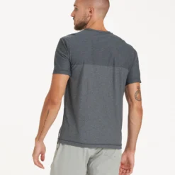 Grandview Tech Tee | Black Heather -Deals Haute Drape Store V302EUC 0992 739d24a6 75d9 42a7 a9a8 bfb6cfc2458f