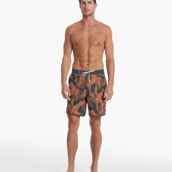Cruise Boardshort | Palo Santo Deco -Deals Haute Drape Store V314PSD SP23 M ECOMM BOARDSHORTS 0612 FULL 1x1 73f1dafc 91cc 4f6e 905f 67aecee2c216