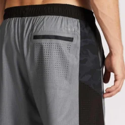 Future Short | Heather Grey / Black Camo -Deals Haute Drape Store V345 HTG Detail