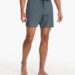 Peak Boardshort | Lake -Deals Haute Drape Store V374LAK SP23 M ECOMM BOARDSHORTS BOTTOM 1522 1x1 a1799a36 c67d 46d8 81fb 0dc7a793d276