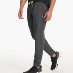 Transit Jogger | Charcoal -Deals Haute Drape Store V417CCL SP18 M ECOMM BOTTOM 0663