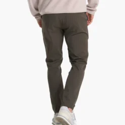 Cascade Tech Chino Pant | Dark Oregano -Deals Haute Drape Store V427DOR 02681