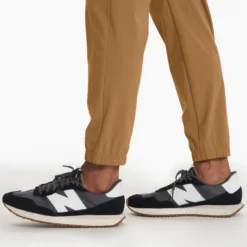 Fleet Jogger | Caramel -Deals Haute Drape Store V444CAR SP23 M ECOMM PANTS DETAIL 2889 DETAIL