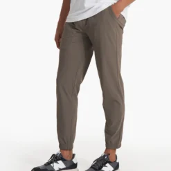 Fleet Jogger | Cocoa -Deals Haute Drape Store V444CCO SP23 M ECOMM PANTS DETAIL 2883 1X1 new