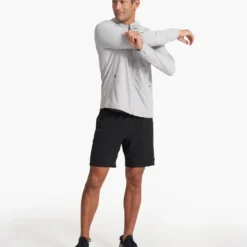 Outdoor Trainer Shell | Platinum Linen Texture -Deals Haute Drape Store V512PTL SP21 M ECOMM FULL 0116 1x1 b41e84b4 91e1 4900 95fd 8f2ec90163a8